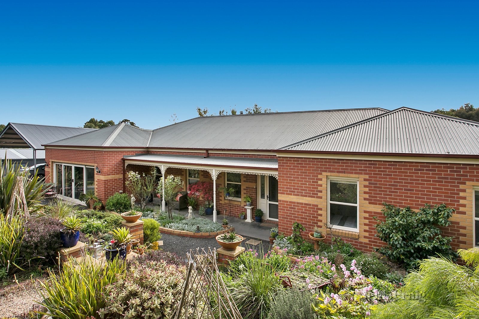 158 Donalds Road, Woodend image 2