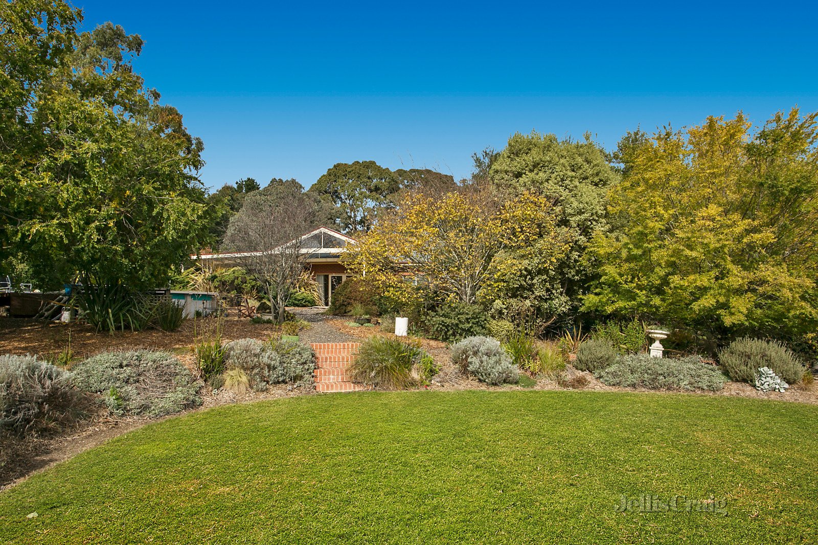 158 Donalds Road, Woodend image 9