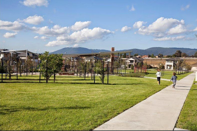 158 Harcrest Boulevard, Wantirna South image 6