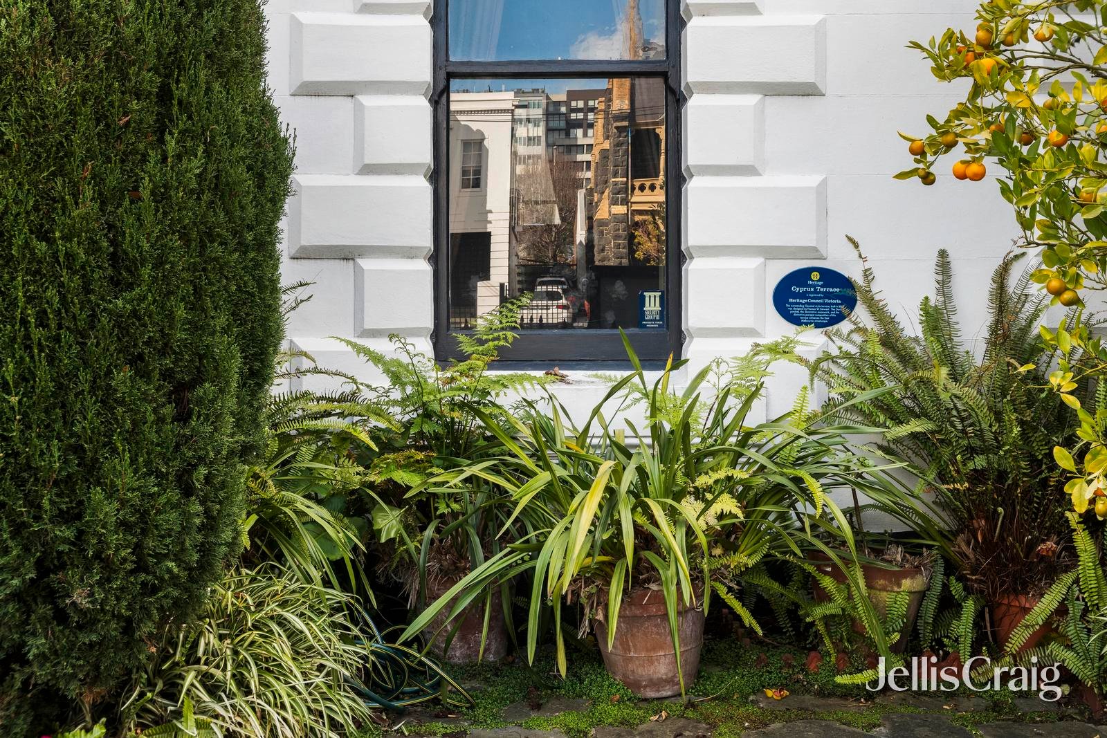 158 Hotham Street, East Melbourne image 2