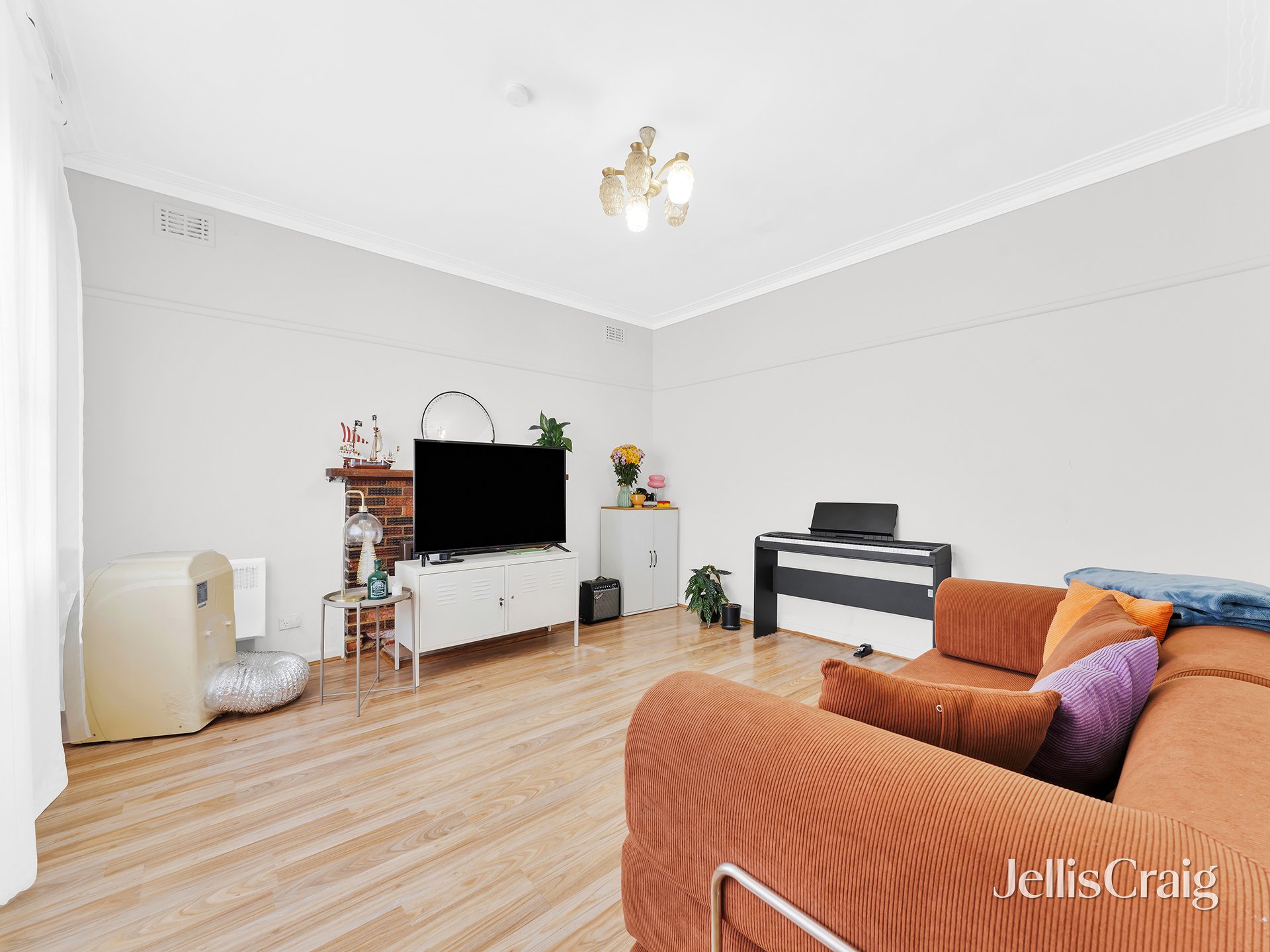1/58 Kionga Street, Clayton image 2