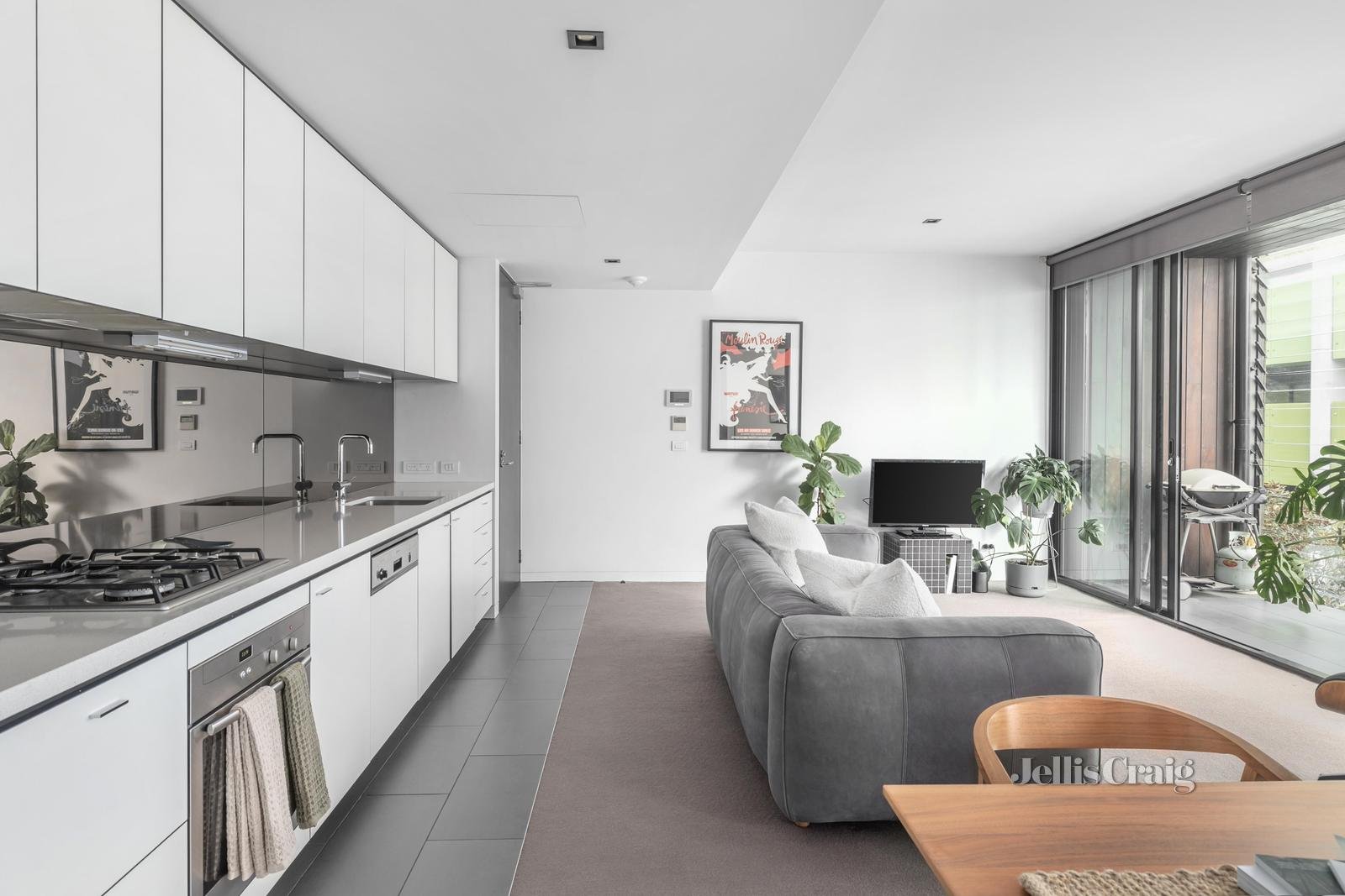 15/8 Lord Street, Richmond image 6