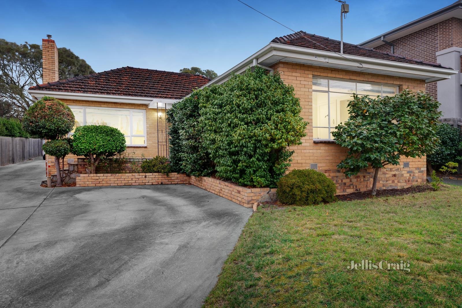 1/58 Price Avenue, Mount&nbsp;Waverley image 1