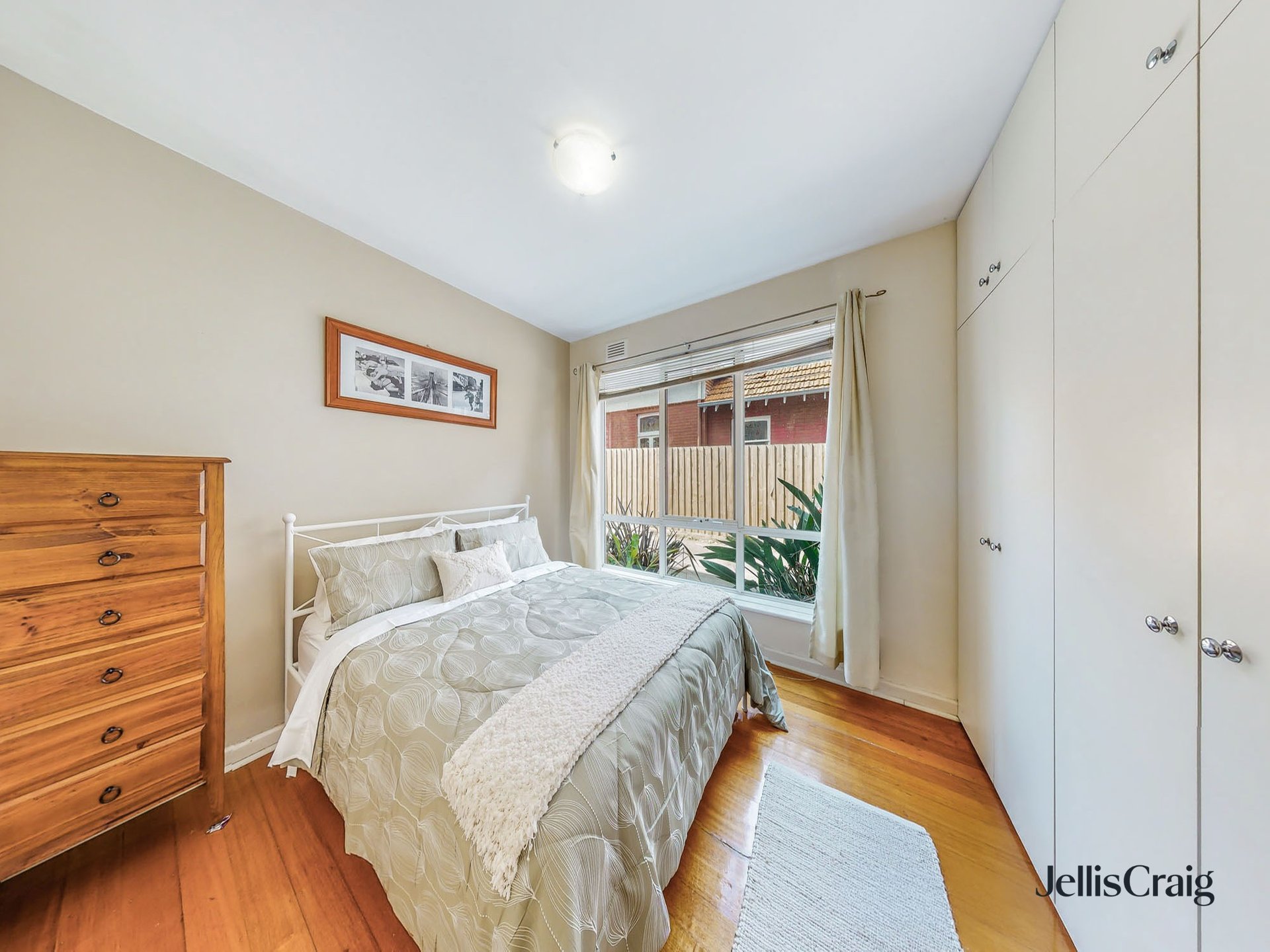 15/8 St Leonards Avenue, St&nbsp;Kilda image 2