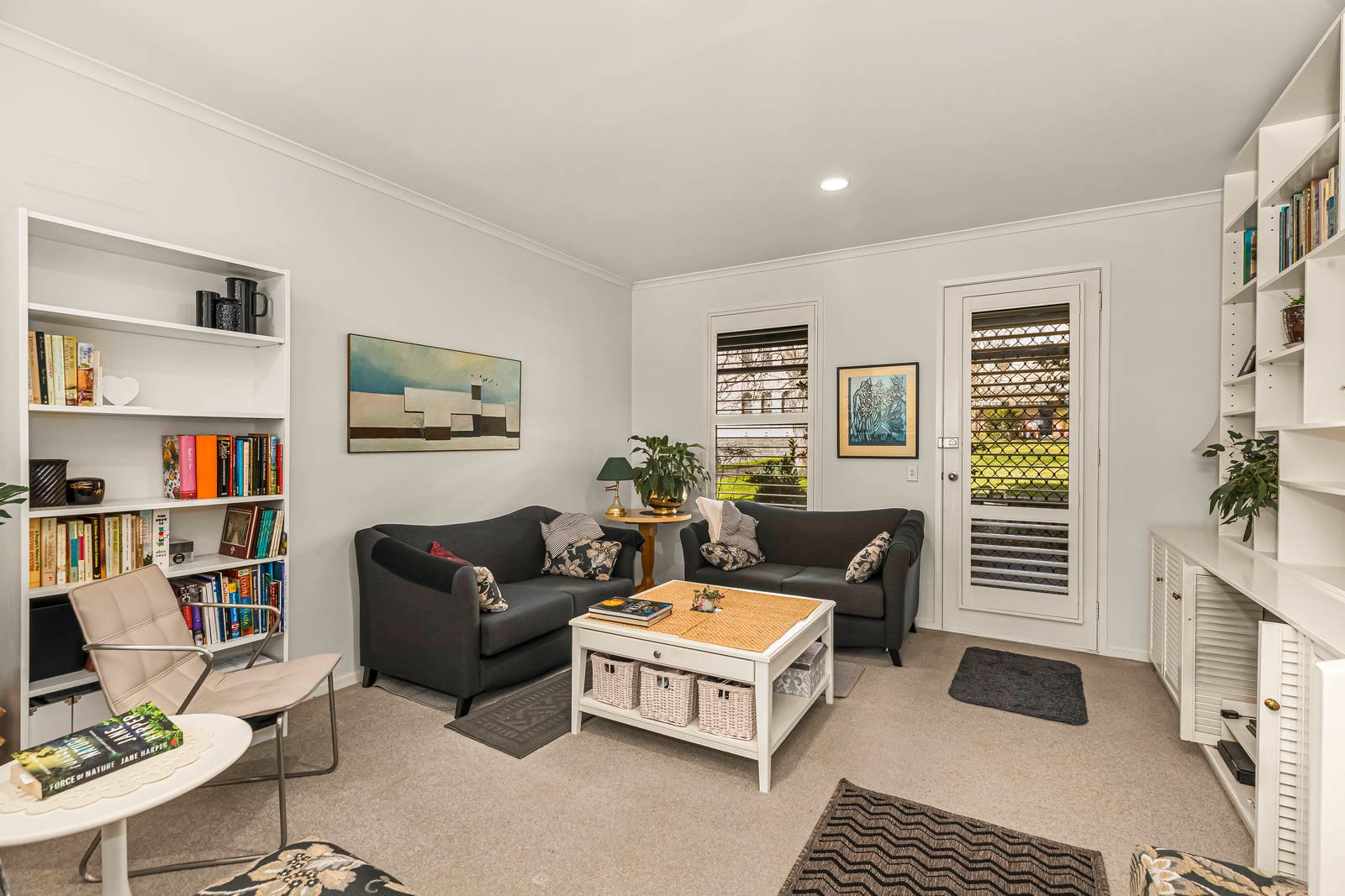 Property Gallery Thumbnail 6