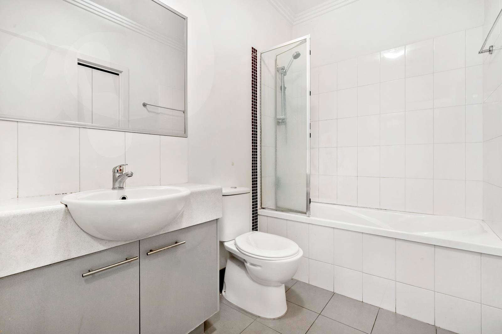 Property Gallery Thumbnail 7