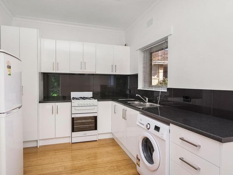 15/82 Campbell Road, Hawthorn East image 4