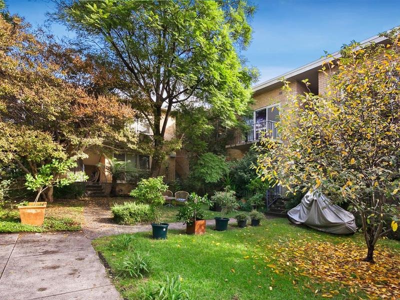 15/82 Campbell Road, Hawthorn East image 8