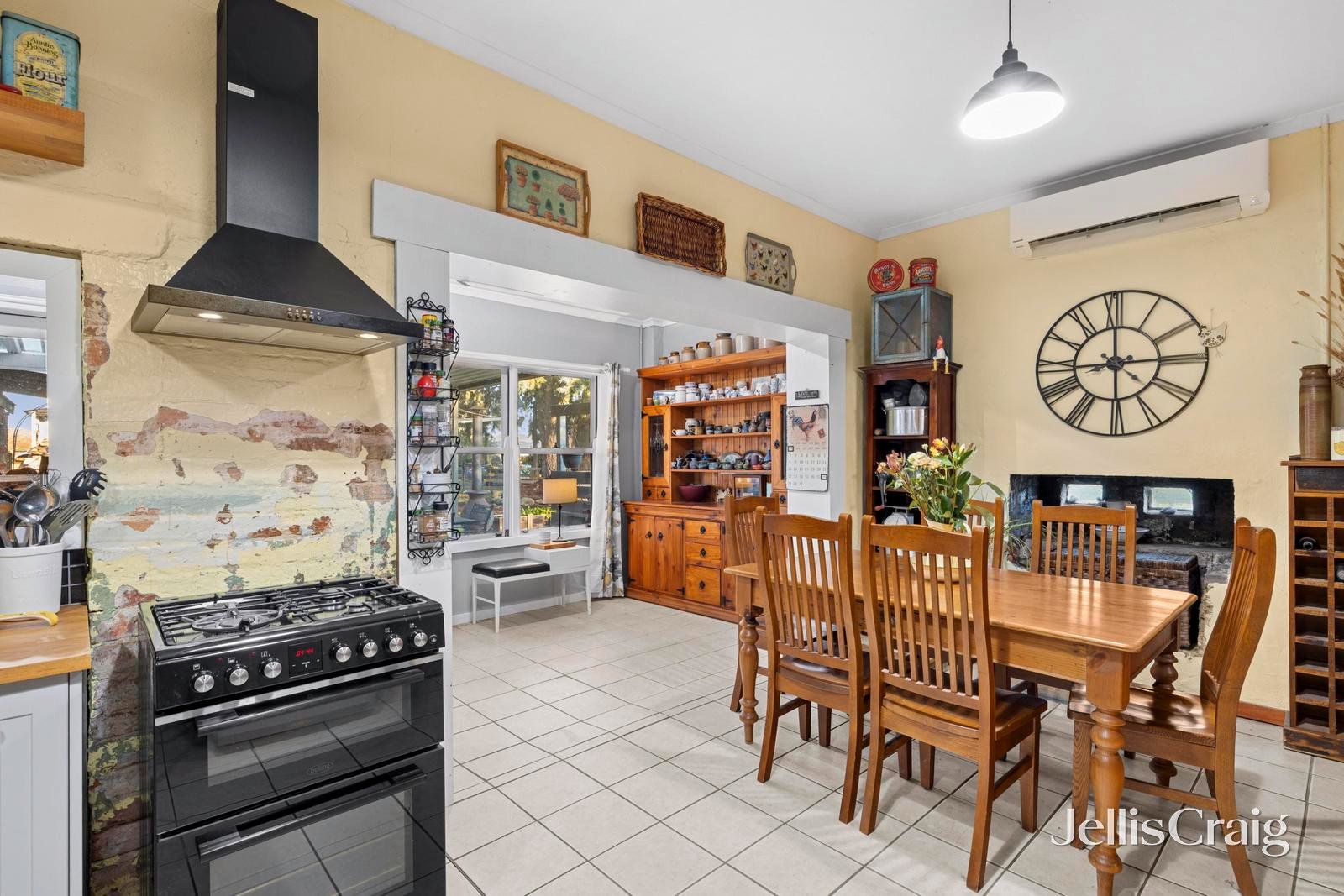 1585 Calder Highway, Taradale image 6