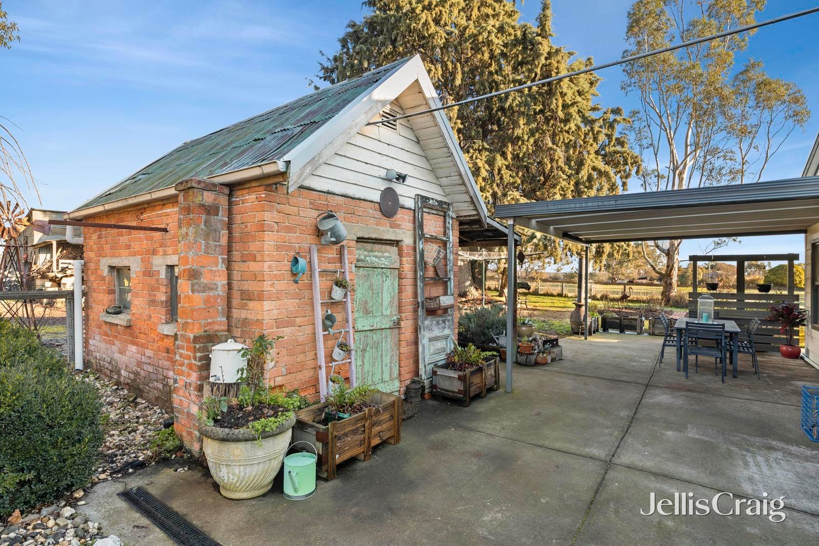 1585 Calder Highway, Taradale image 10
