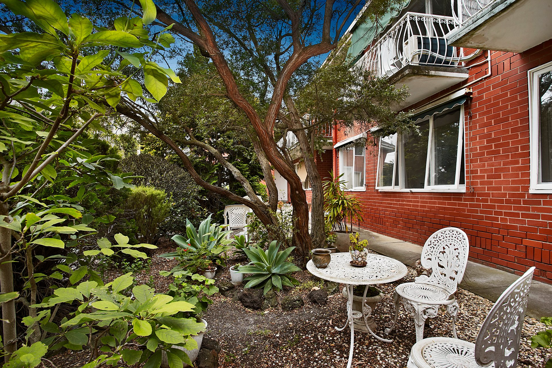 Property Gallery Thumbnail 6