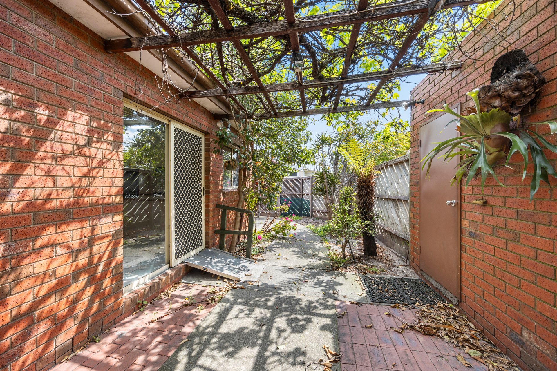 1/589 South Road, Bentleigh East image 8