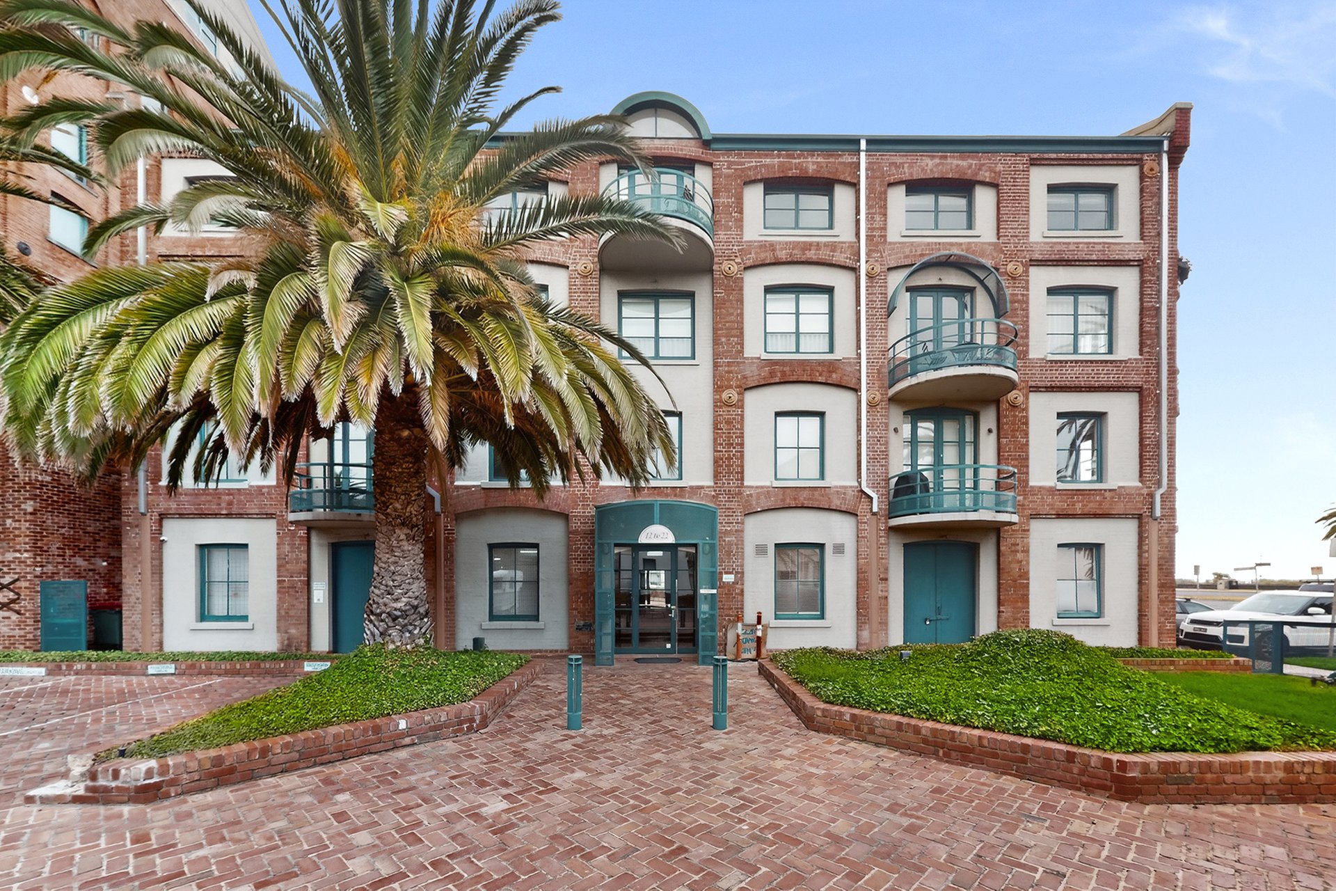 15/9 Beach Street, Port&nbsp;Melbourne image 2