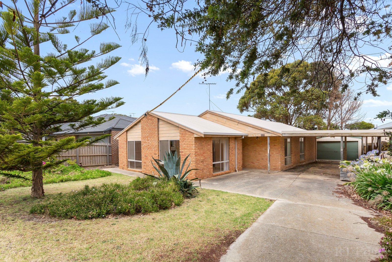 Property Gallery - Main Image
