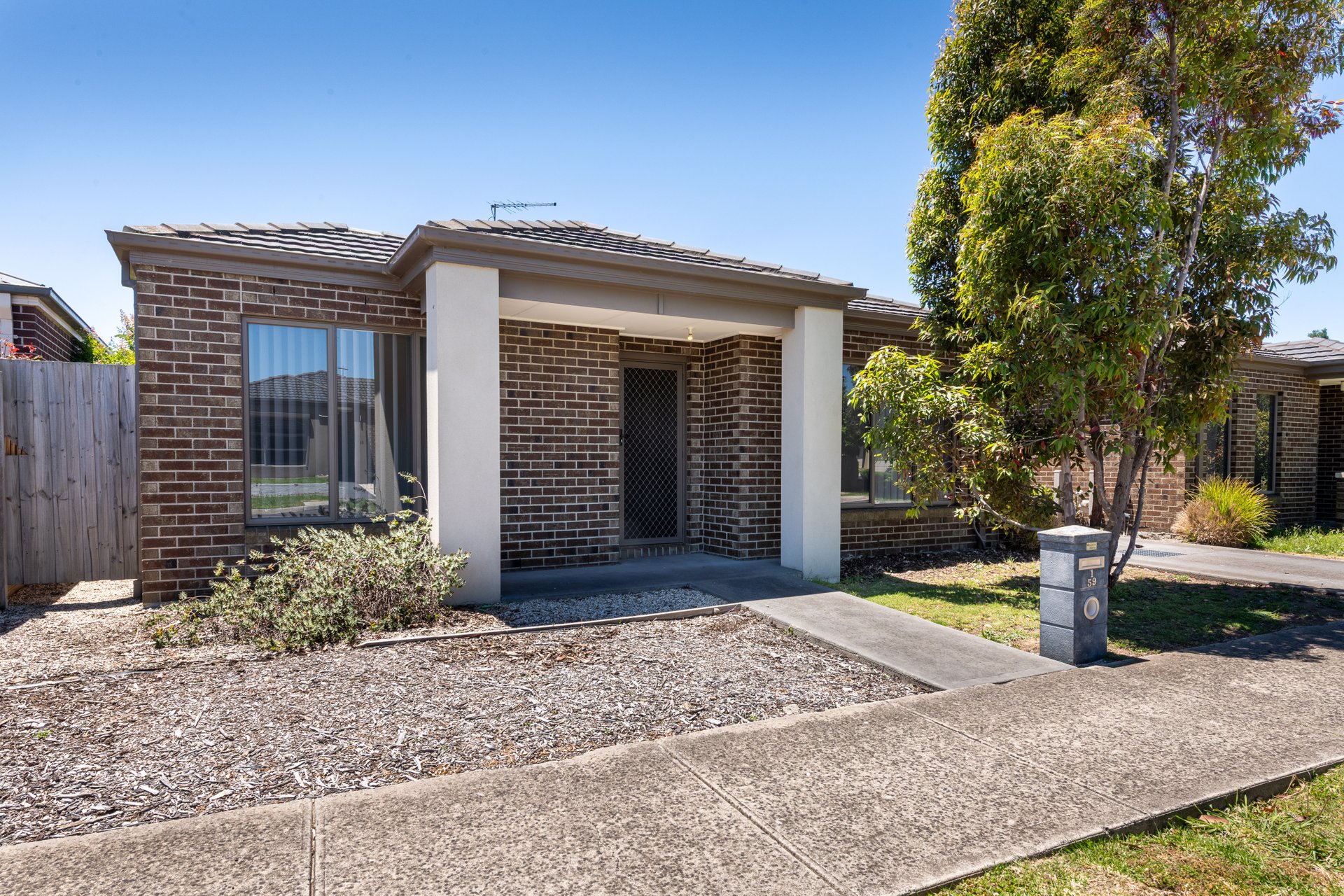 1/59 Craigmoor Crescent, Mernda image 1