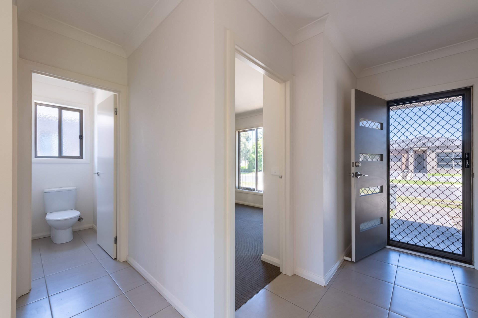 1/59 Craigmoor Crescent, Mernda image 3