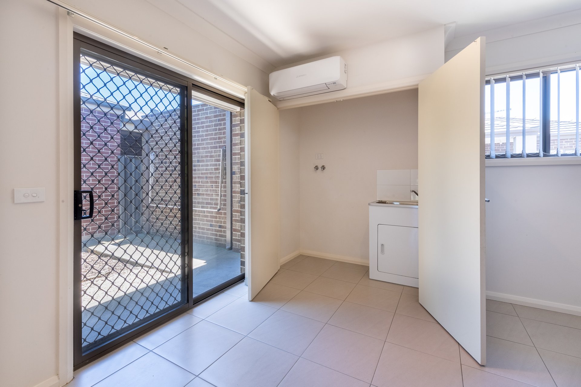 1/59 Craigmoor Crescent, Mernda image 11