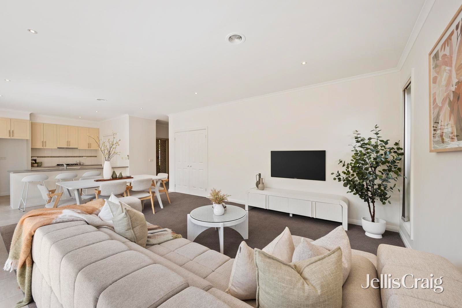 1/59 Pembroke Road, Mooroolbark image 4