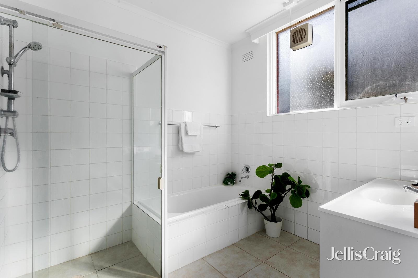 1/59 Riversdale Road, Hawthorn image 9