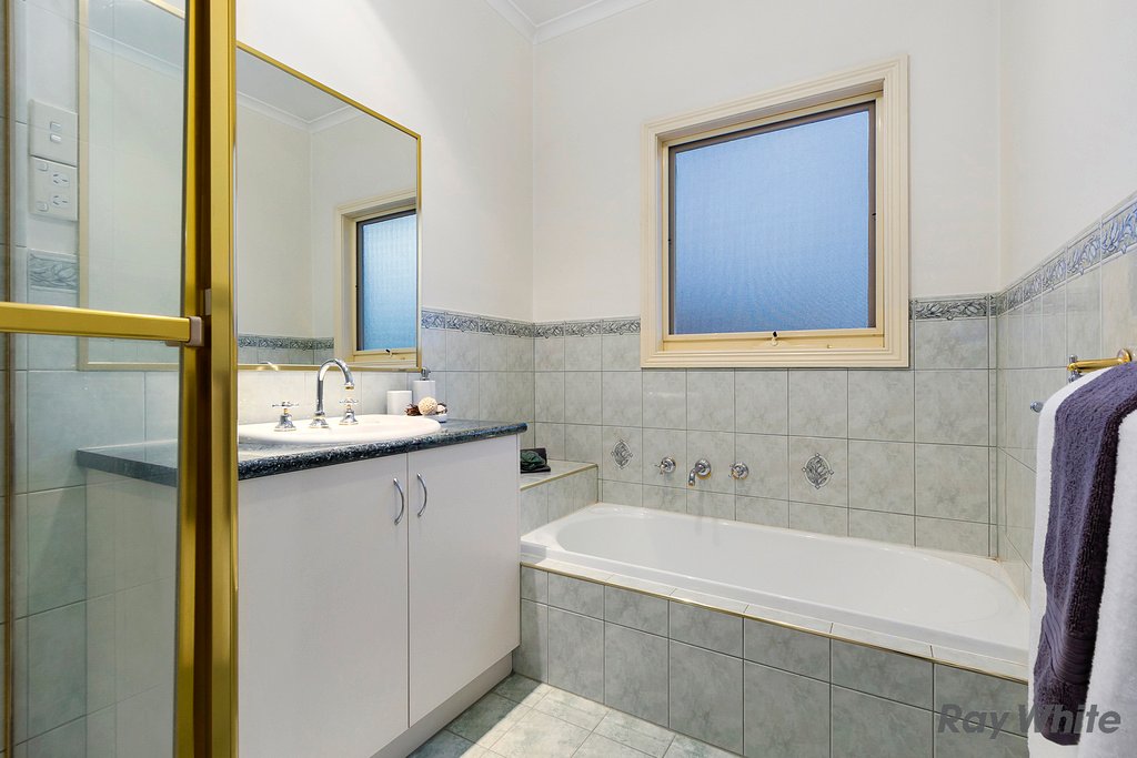 1/59 Shannon Street, Box Hill North image 7
