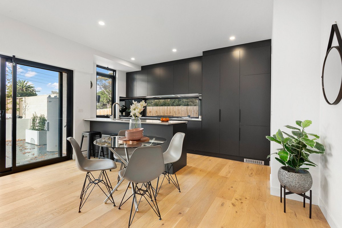 1/595 High Street, Kew East image 4