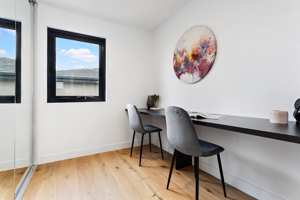 1/595 High Street, Kew East image 6