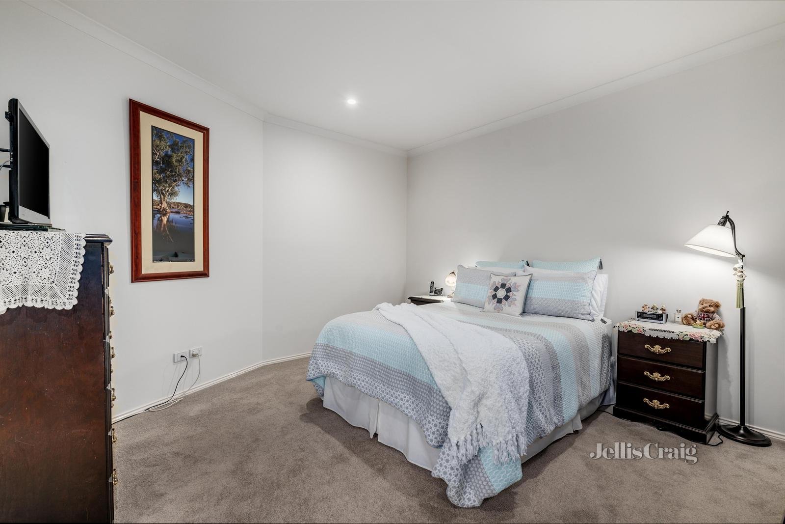15a Cornish Road, Burwood East image 6