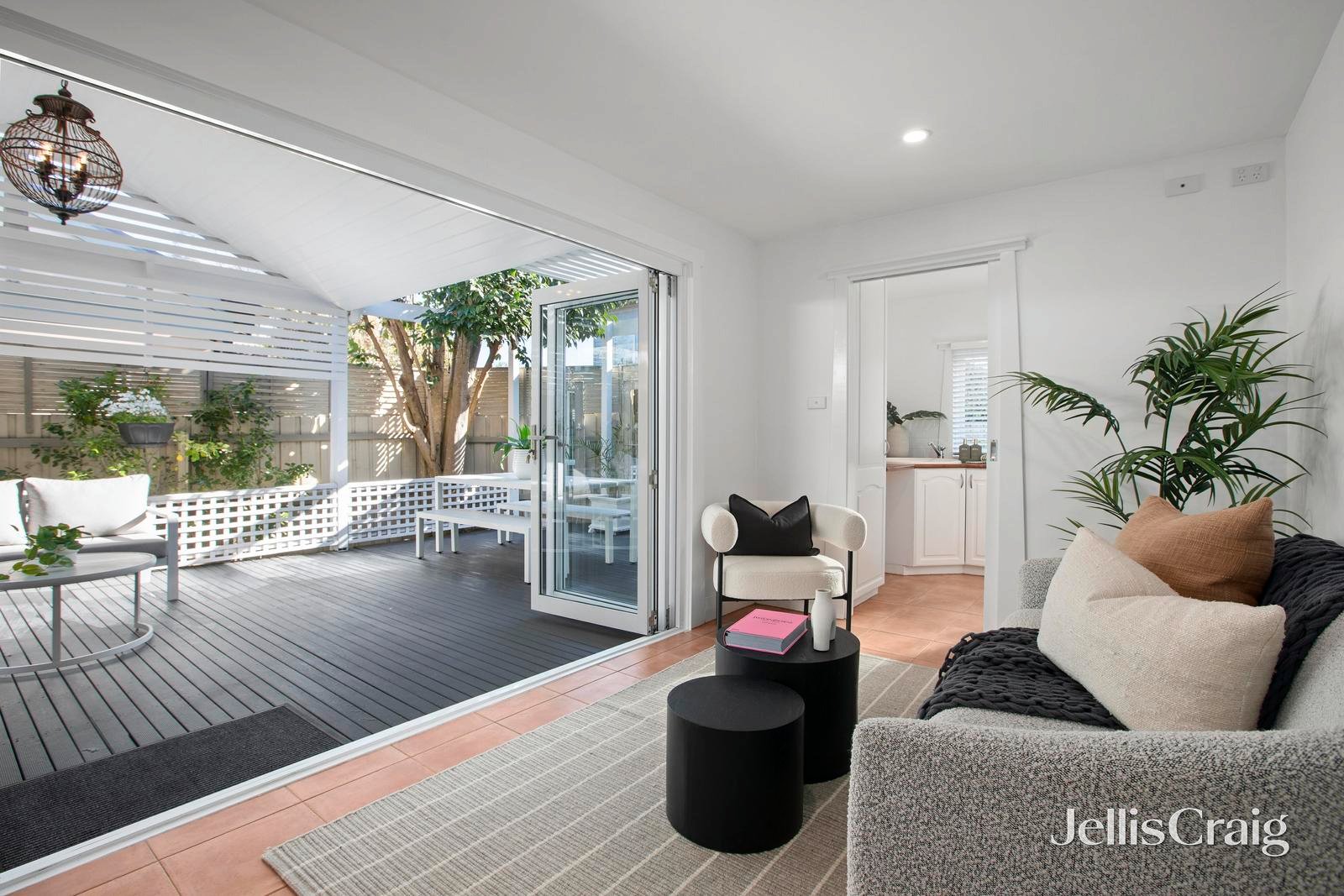 15a Holzer Street, Sandringham image 6