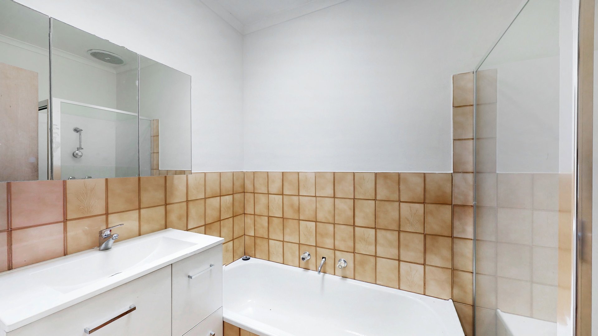 15A Hotham Grove, Ripponlea image 3