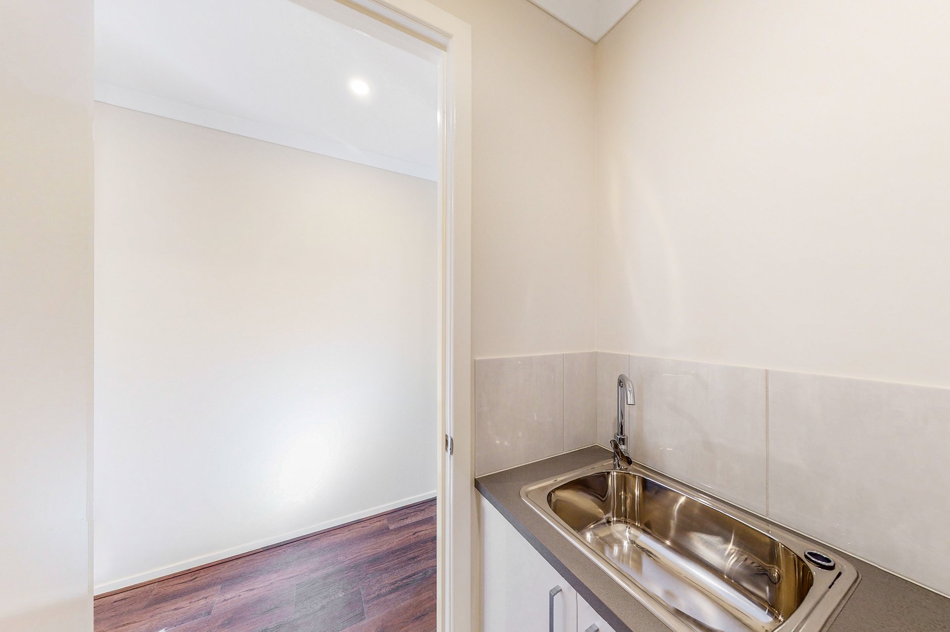 15A Ida Street, Niddrie image 8