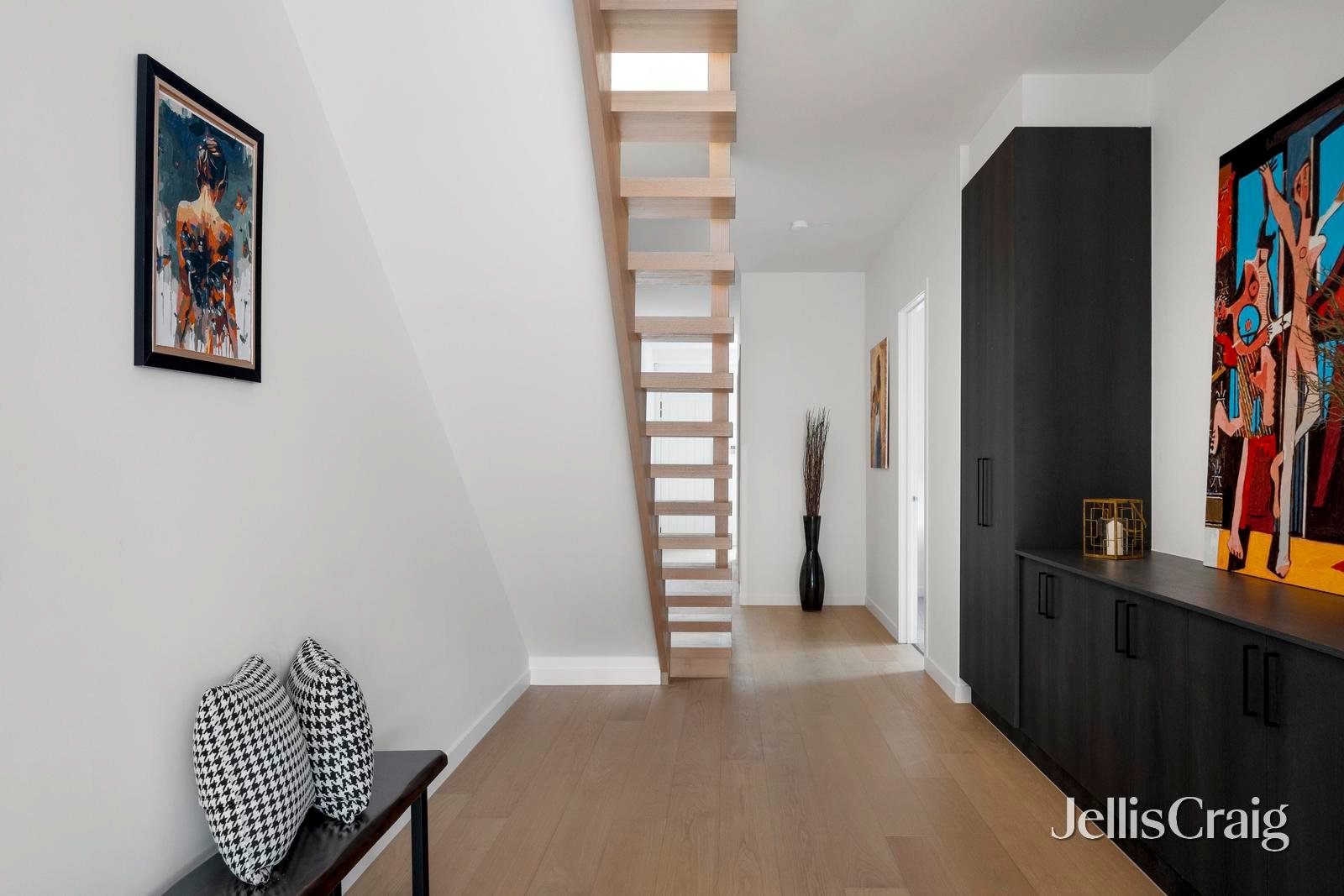 15a Jassa Street, Bentleigh East image 3