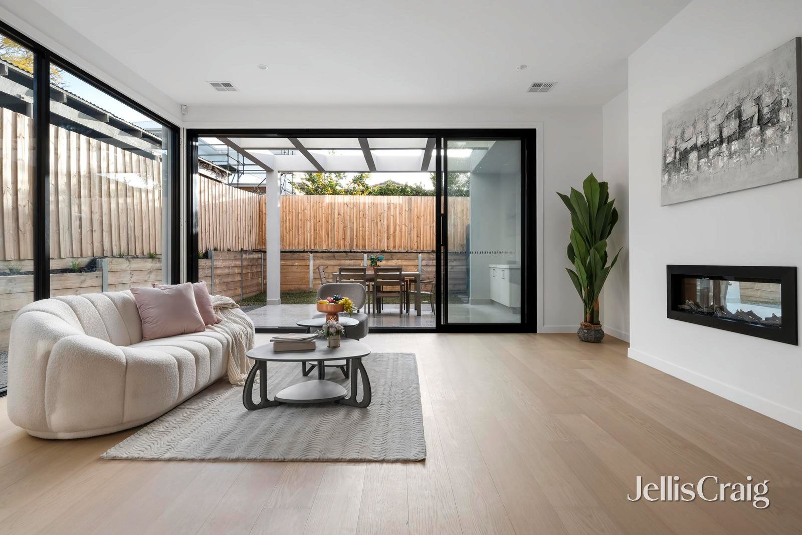 15a Jassa Street, Bentleigh East image 5