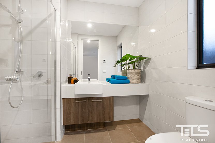 15A Lloyd Street, Strathmore image 11