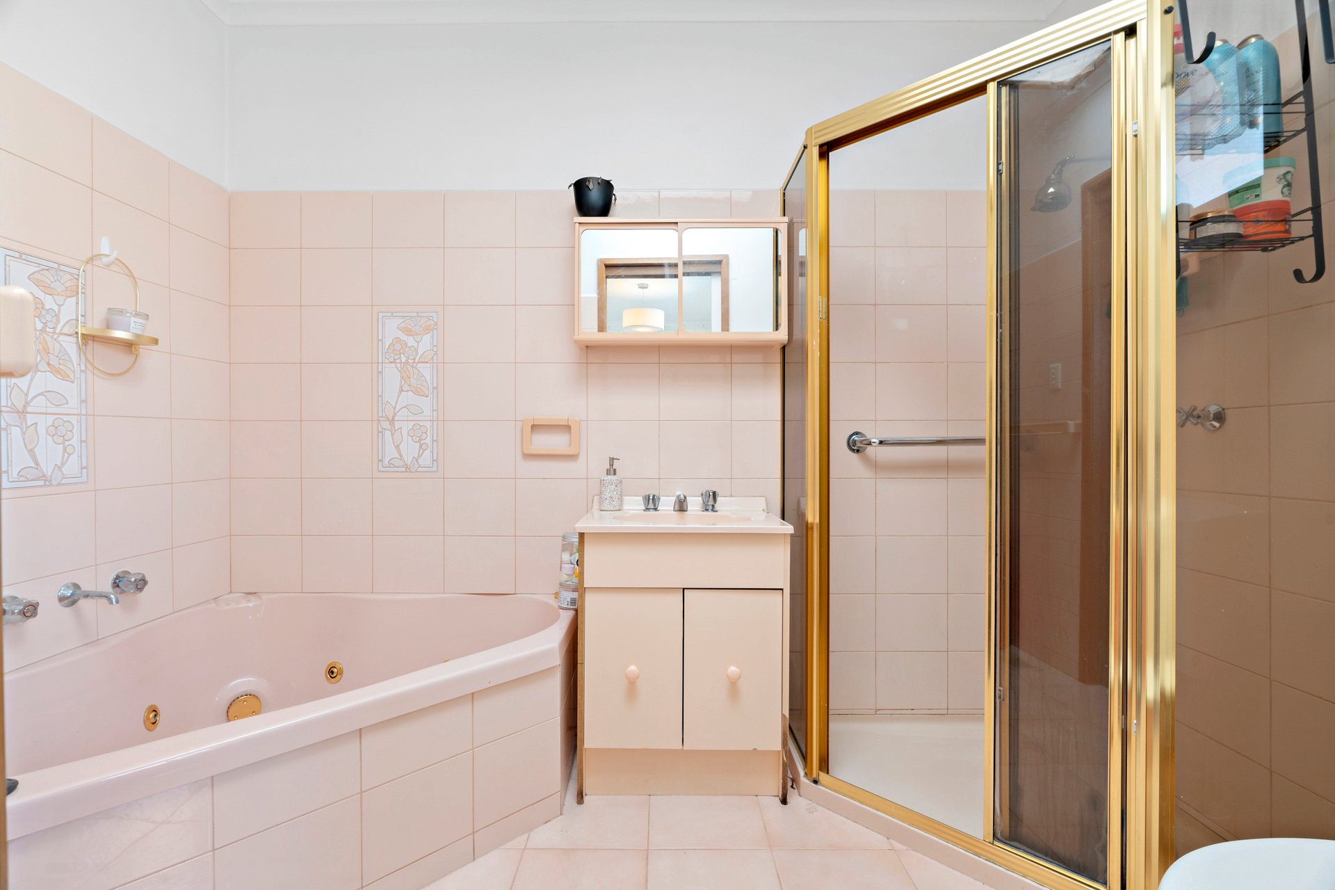 Property Gallery Thumbnail 9