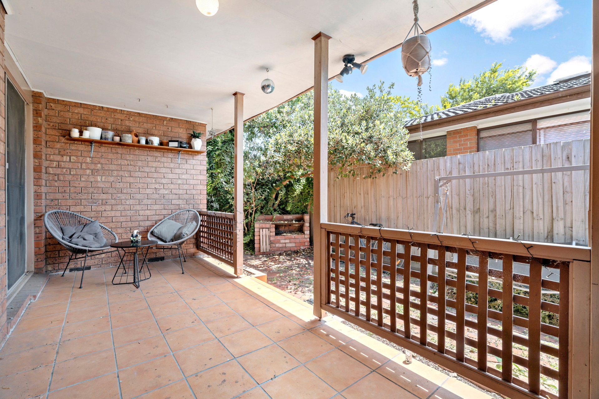 Property Gallery Thumbnail 11