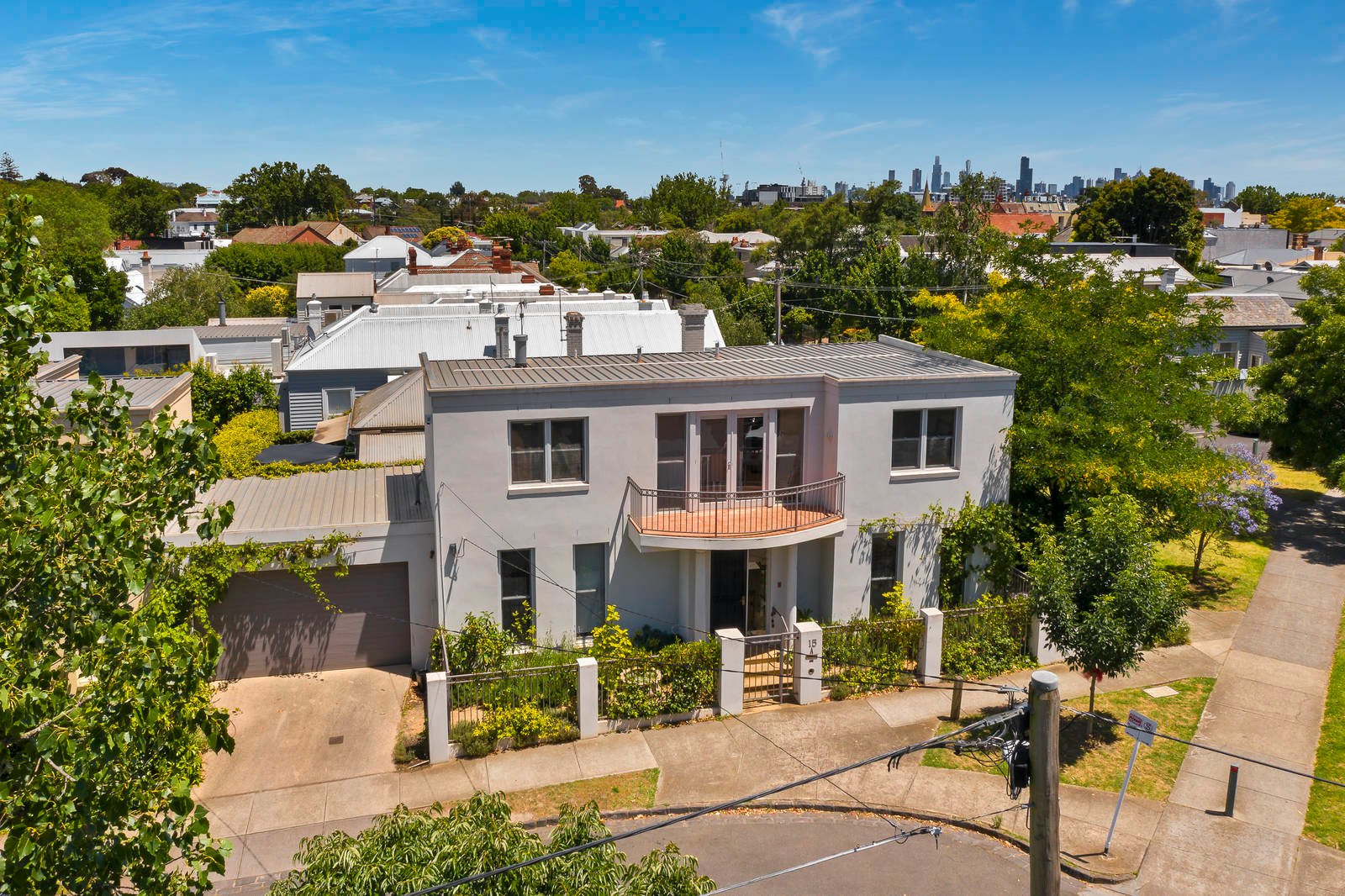 Property Gallery Thumbnail 8