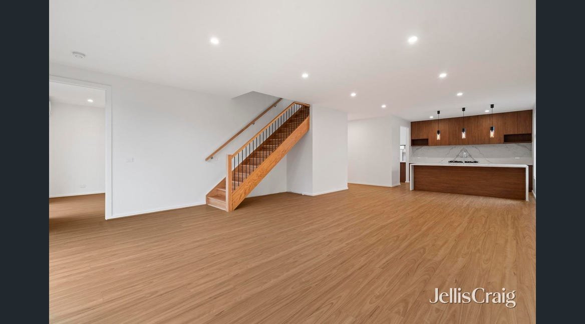 15A Shakespeare Avenue, Mooroolbark image 4