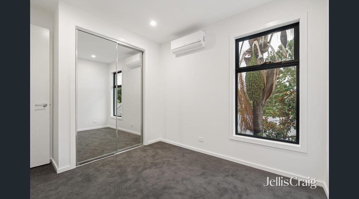 15A Shakespeare Avenue, Mooroolbark image 9