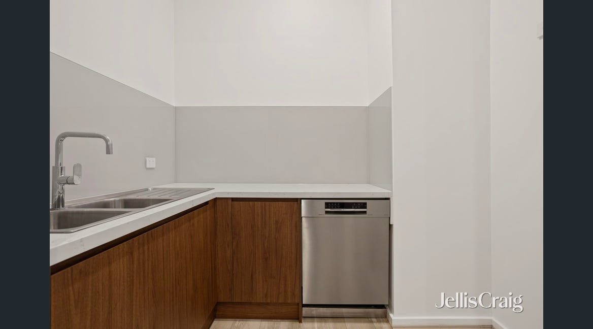 15A Shakespeare Avenue, Mooroolbark image 16