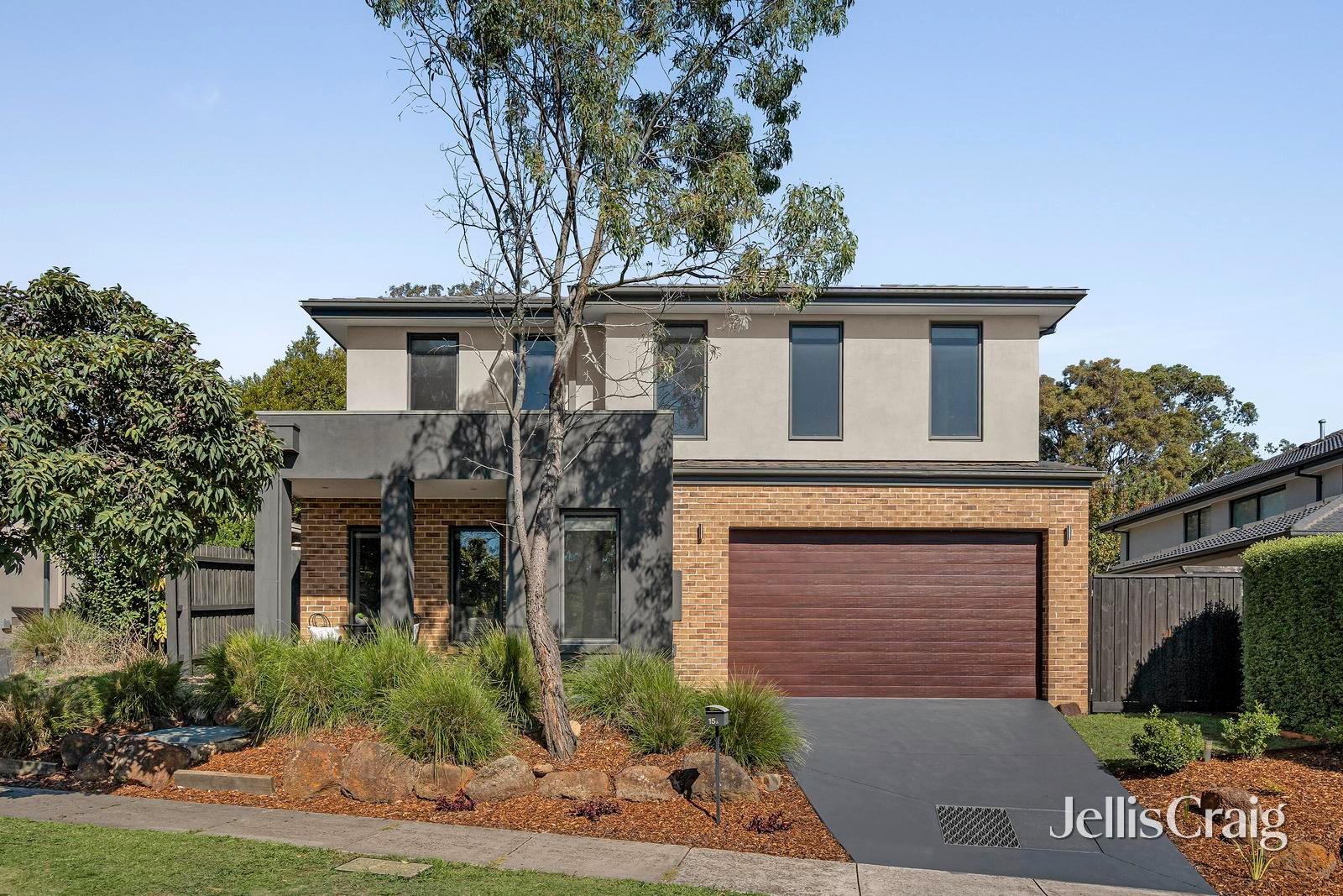 15A Stephen Crescent, Croydon image 1