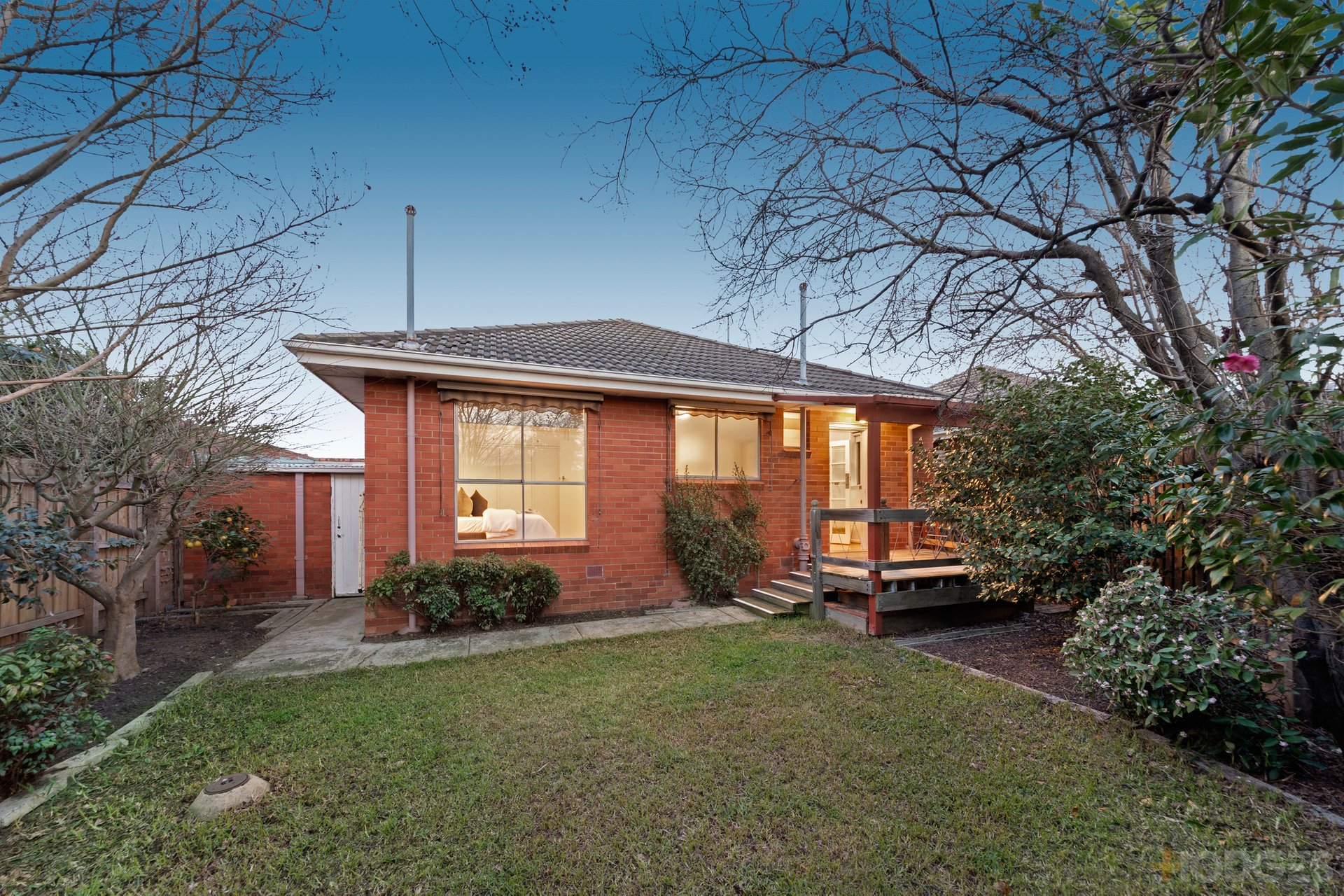 15B Buckingham Avenue Bentleigh