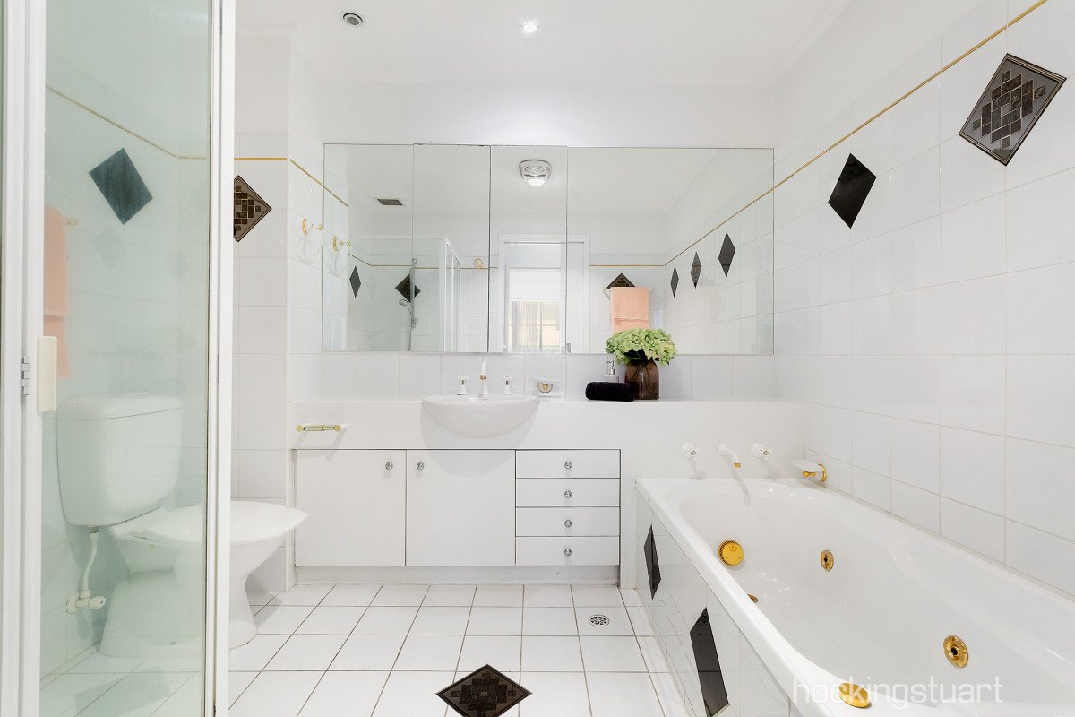 15B Inverleith Street, Hawthorn image 6