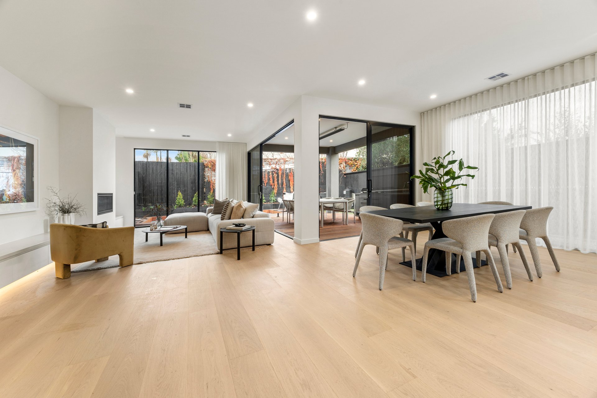 15B Stewart Street Brighton