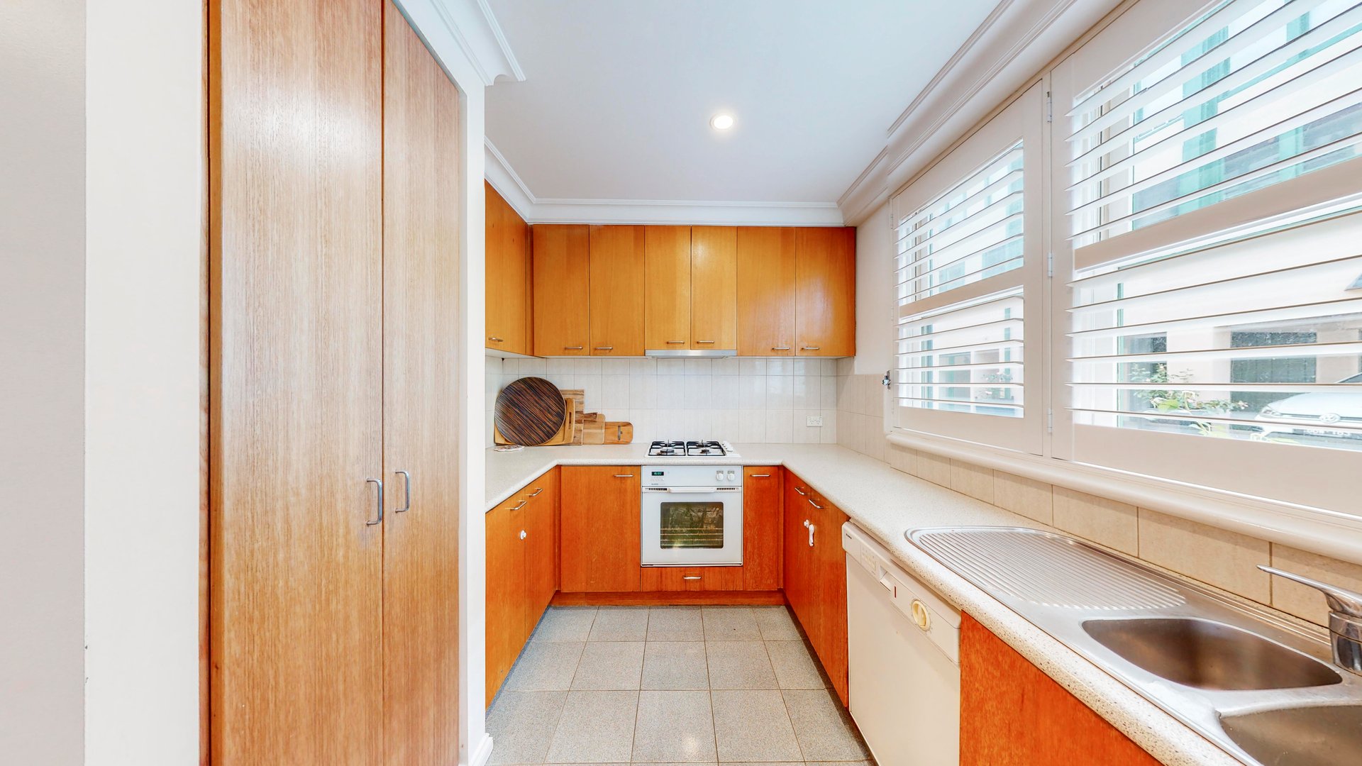 1/6-10 Wyuna Avenue, Hawthorn image 3