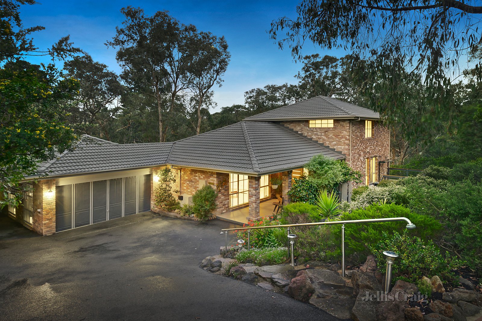 16-18 Eden Valley Road, Warranwood image 2