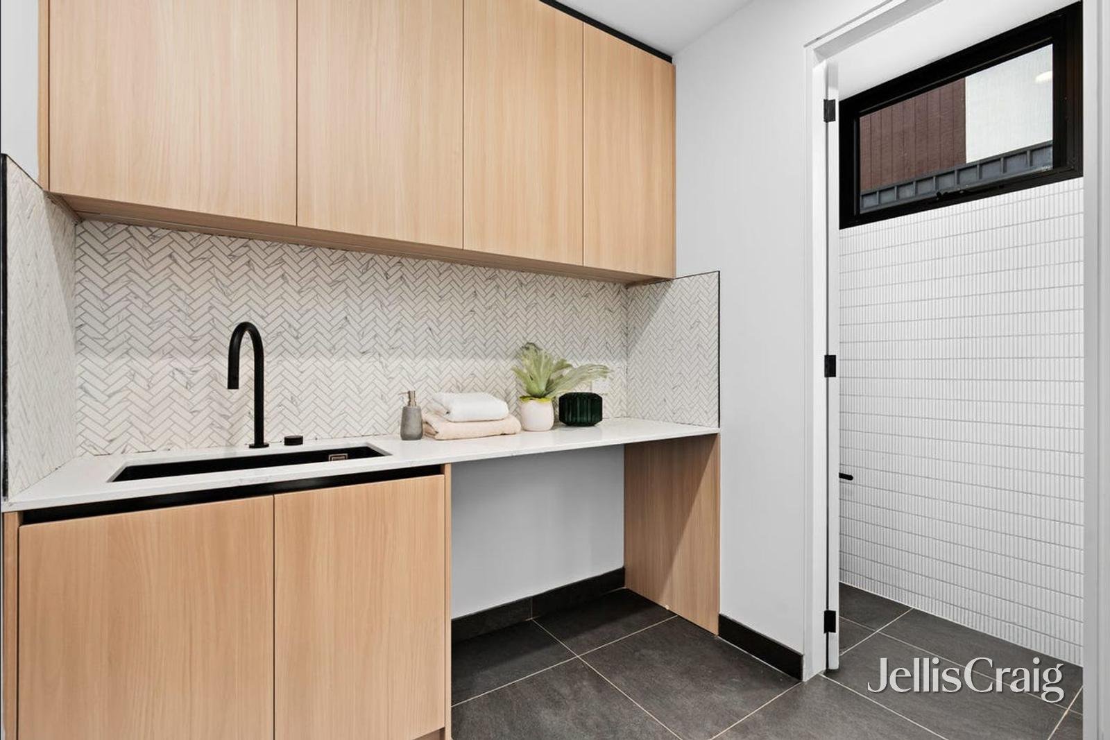 1/6-8 Saladin Avenue, Glen&nbsp;Waverley image 14