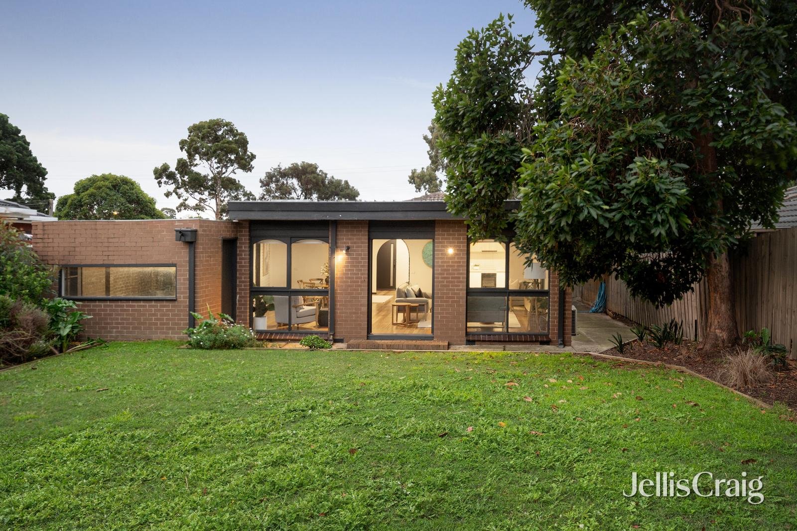 16 Adrian Street, Chadstone image 10