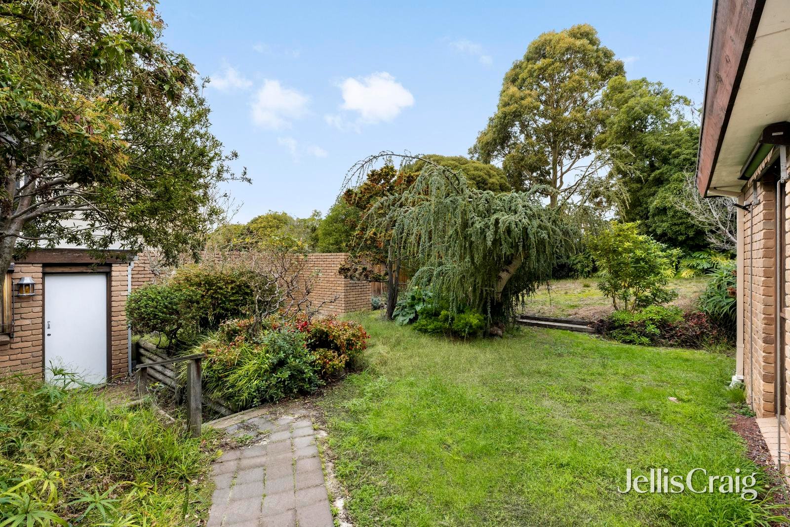 16 Ajax Drive, Wheelers&nbsp;Hill image 12