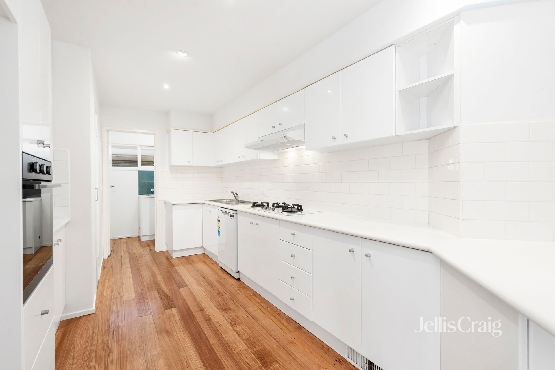 16 Alfred Street, Richmond image 8