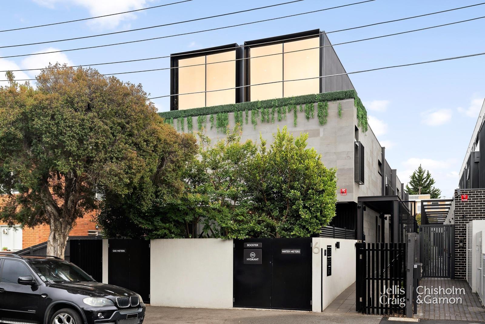 1/6 Alfriston Street, Elwood image 2